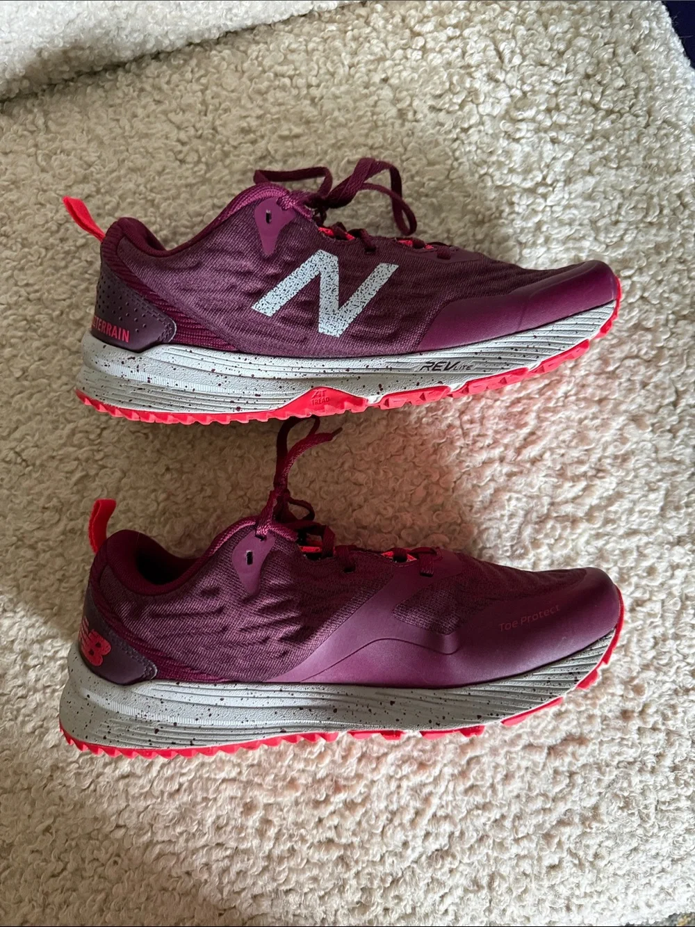 Women’s New Balance Nitrel Sneakers size 8